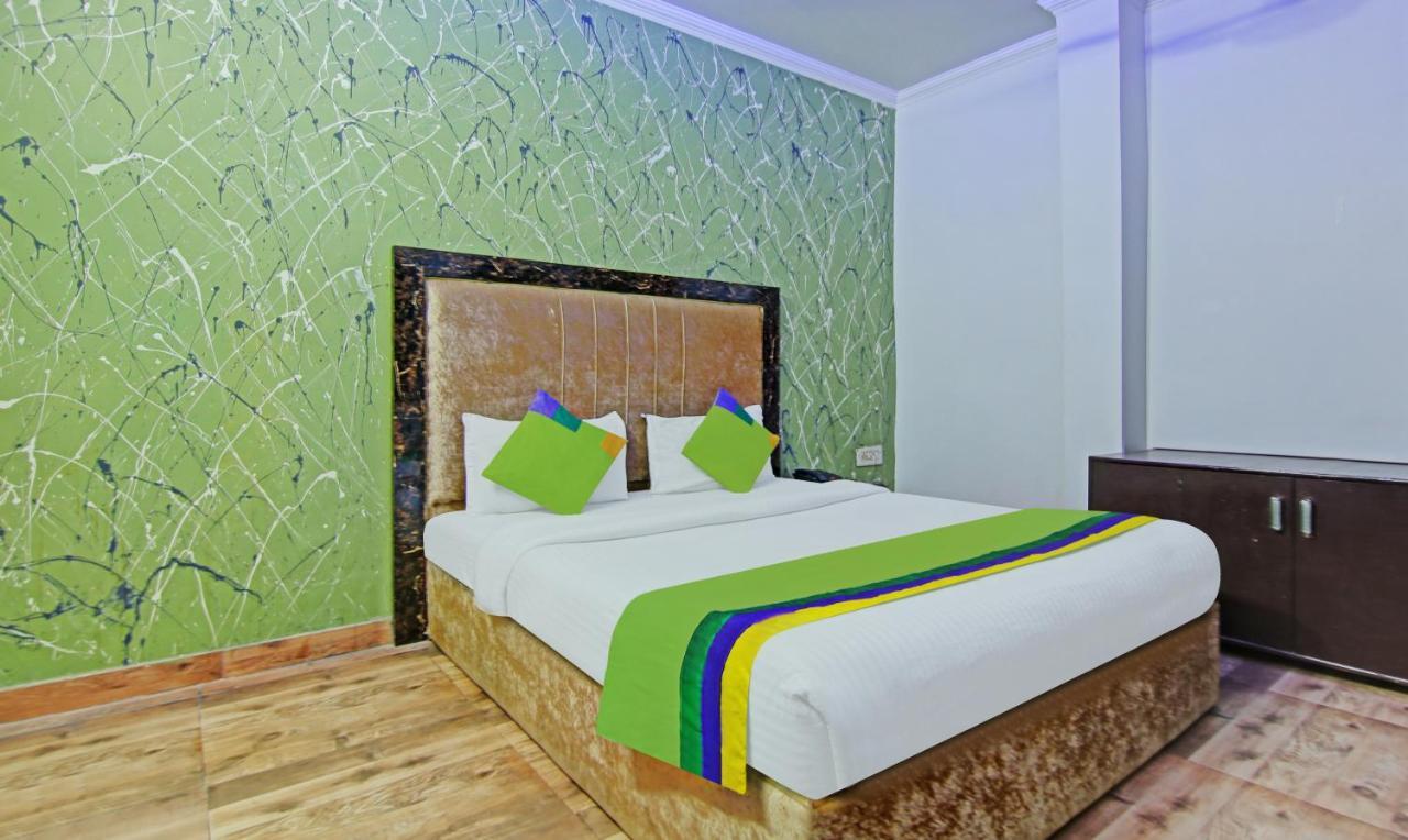 Itsy By Treebo - Royale Inn Мератх Экстерьер фото